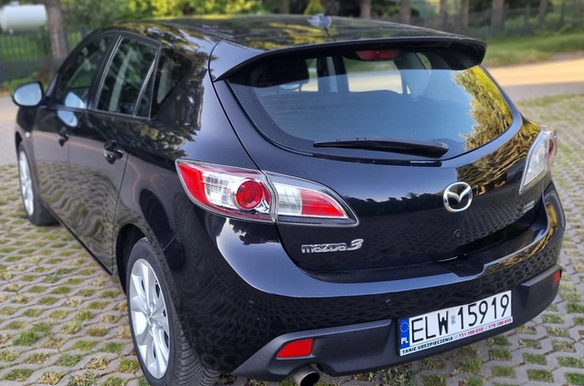 Mazda 3 cena 22400 przebieg: 179000, rok produkcji 2009 z Łódź małe 301
